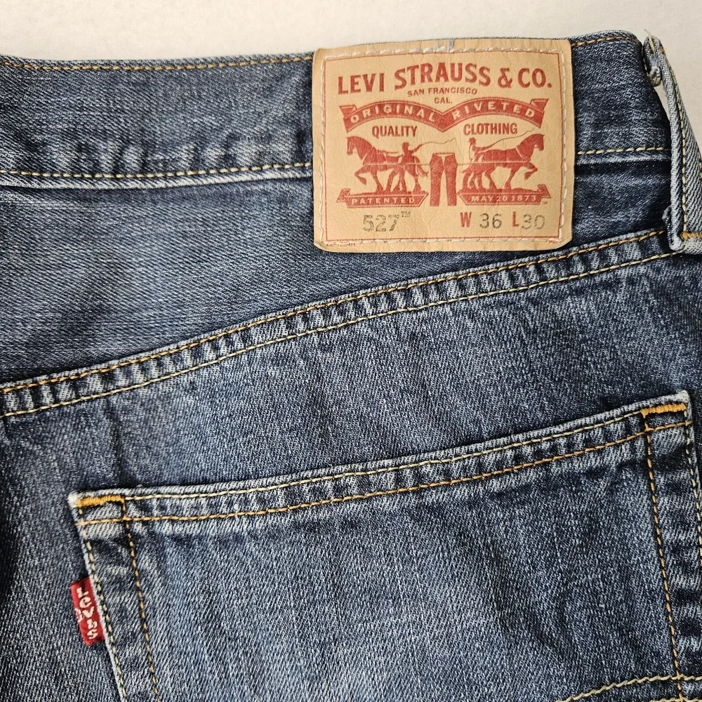 Levi's 527 Jeans Men's 36x30 Low Boot Cut Blue Denim Pants Western Cowboy